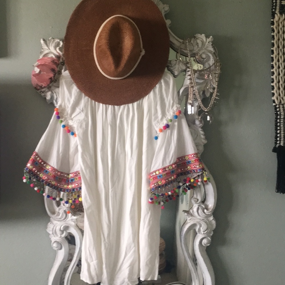 Beautiful Stella white Mini off shoulder Dress 🌙 - Picture 1 of 6